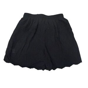 Solitaire Black Eyelet Shorts. NWT